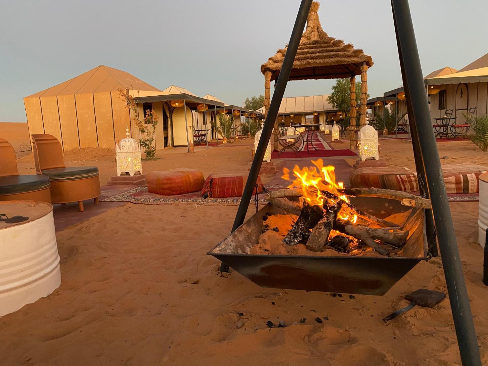 Merzouga Moonlight Desert Camp Eksteriør billede